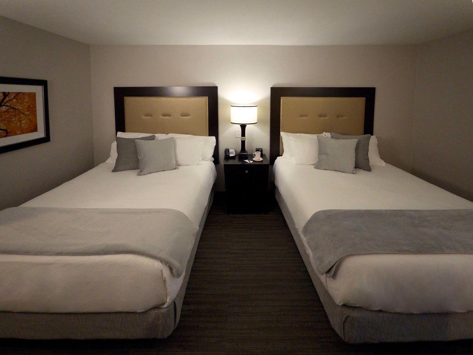Hillside Hotel 3*
